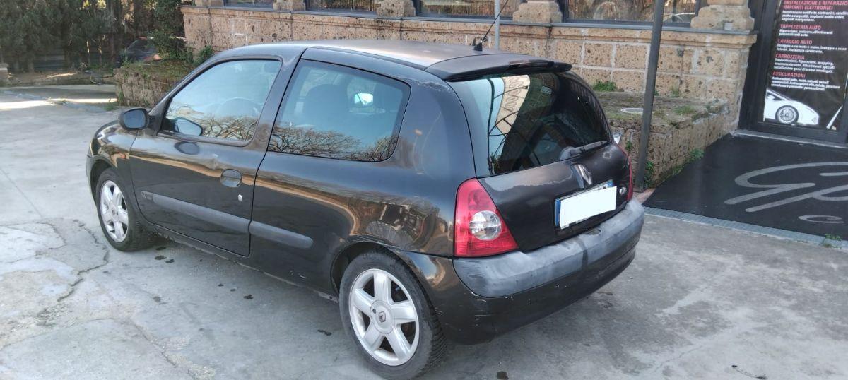 RENAULT - Clio - 1.4 16V 3 porte Initiale gpl