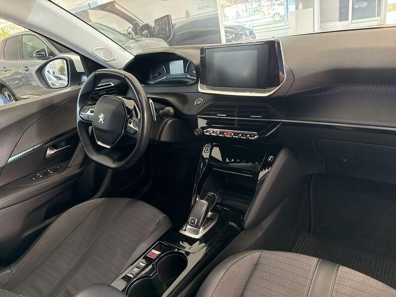 Peugeot 2008 PureTech 130 EAT8 S&S Allure