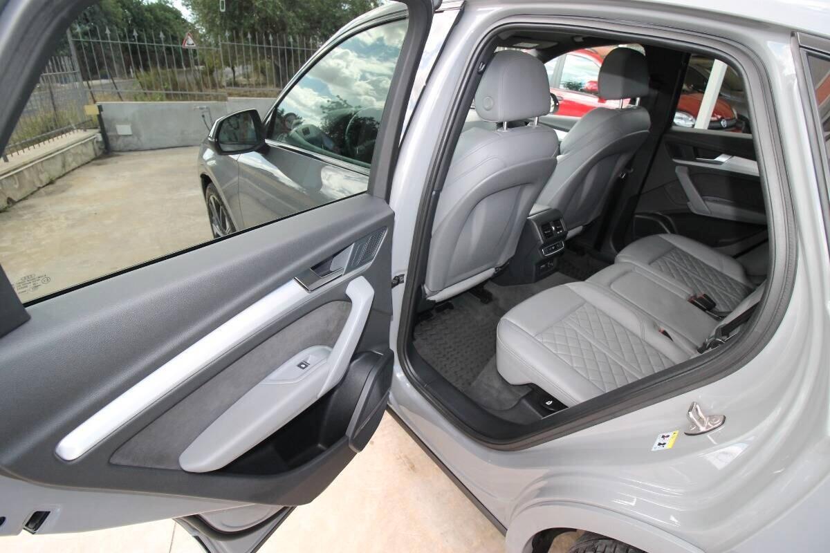 Audi SQ5 SPB TDI 341cv sport attitude 2021