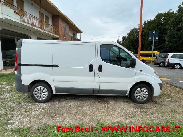 OPEL Vivaro 29 2.0 CDTI 120CV Easytronic LEGGI DESCRIZIONE