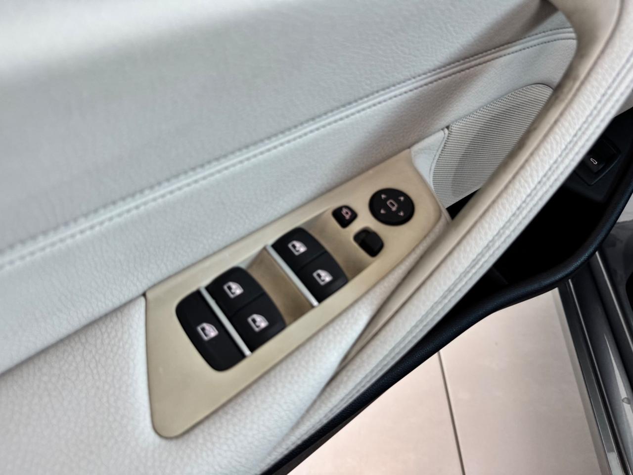Bmw 520d xDrive Touring sport line