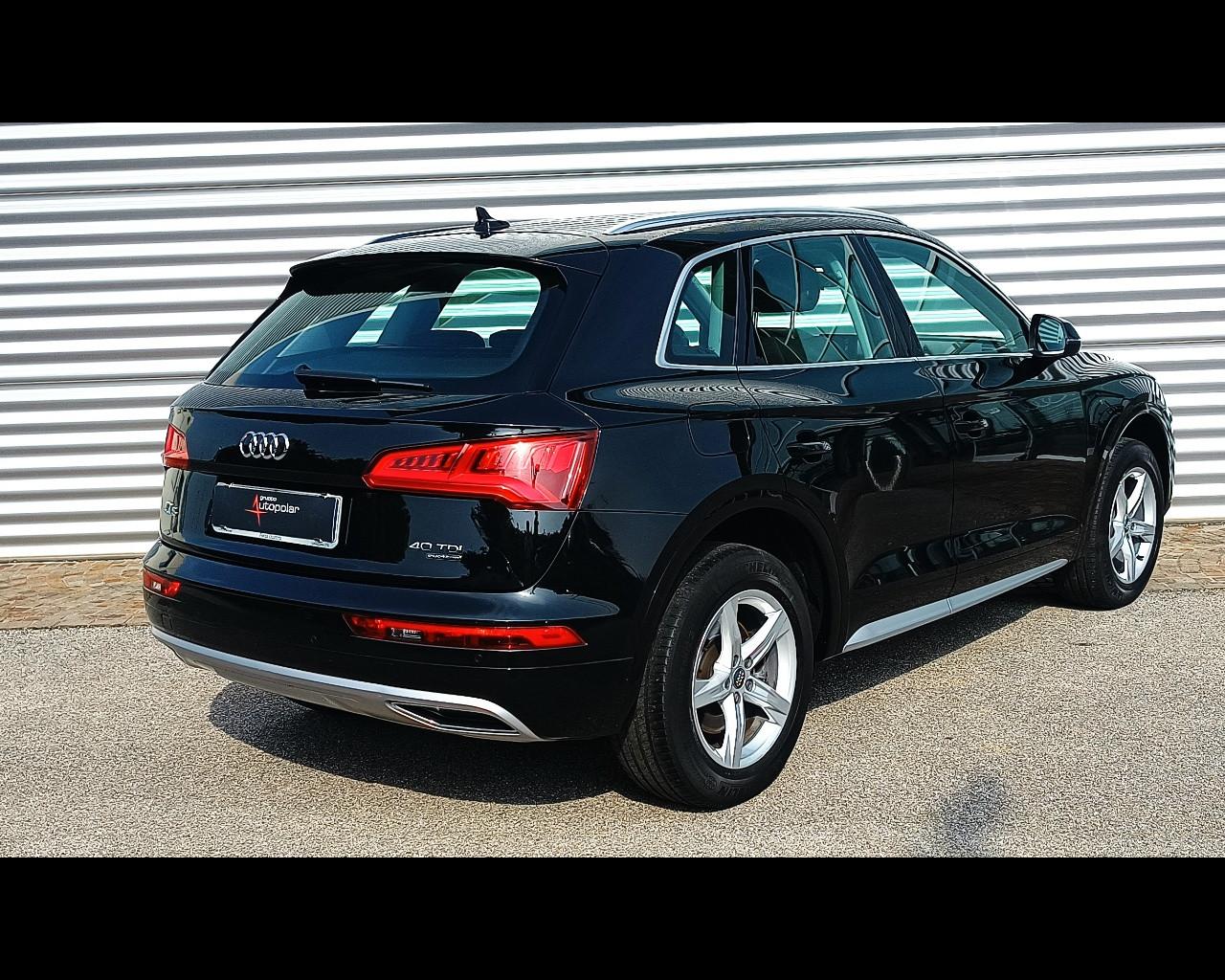 AUDI Q5 40 TDI QUATTRO S-TRONIC BUSINESS SPORT