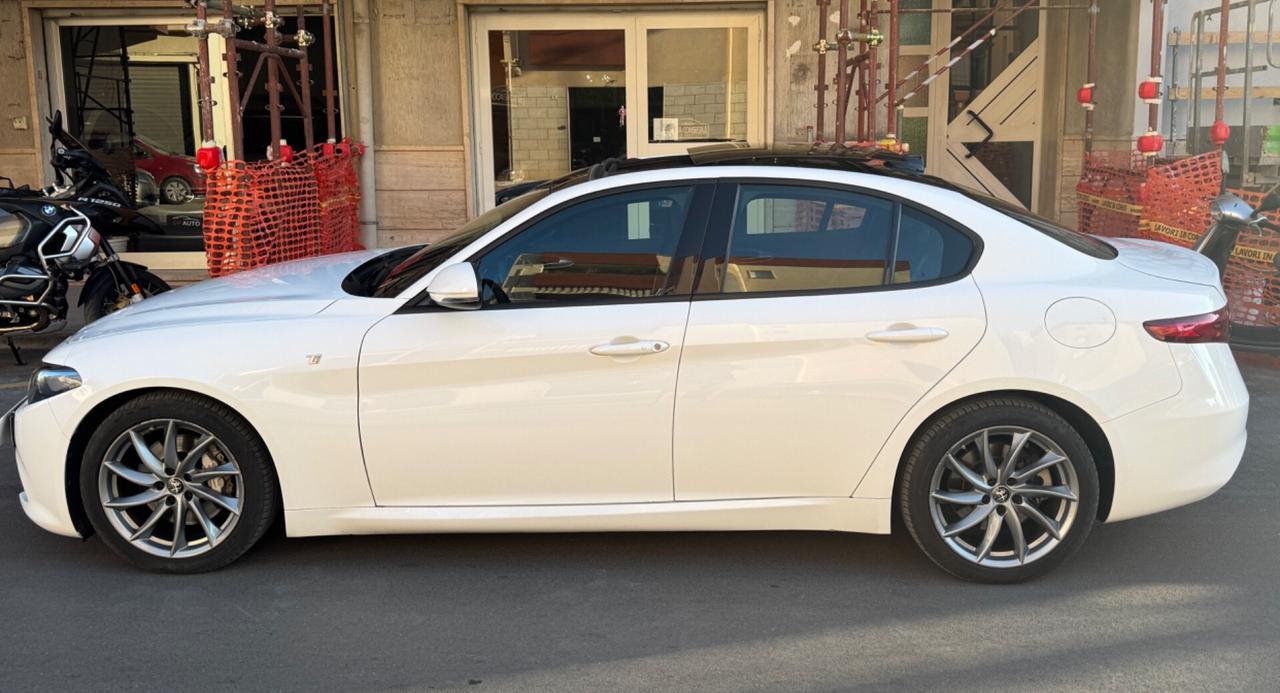 Alfa Romeo Giulia 2.2d 190 CV AT8 TI