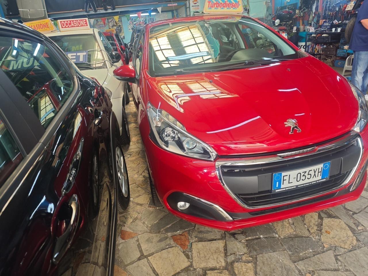 Peugeot 208 BlueHDi 75 5 porte Allure