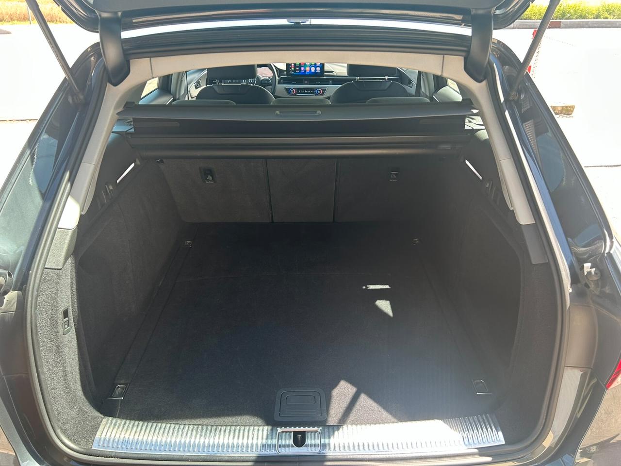 AUDI A4 Avant 35 2.0TDI 163CV S-Tronic Business - GANCIO TRAINO