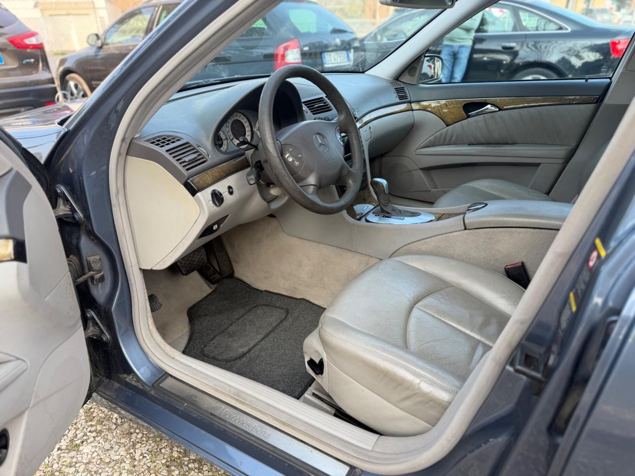 Mercedes-benz E 220 CDI cat Avantgarde Automatico