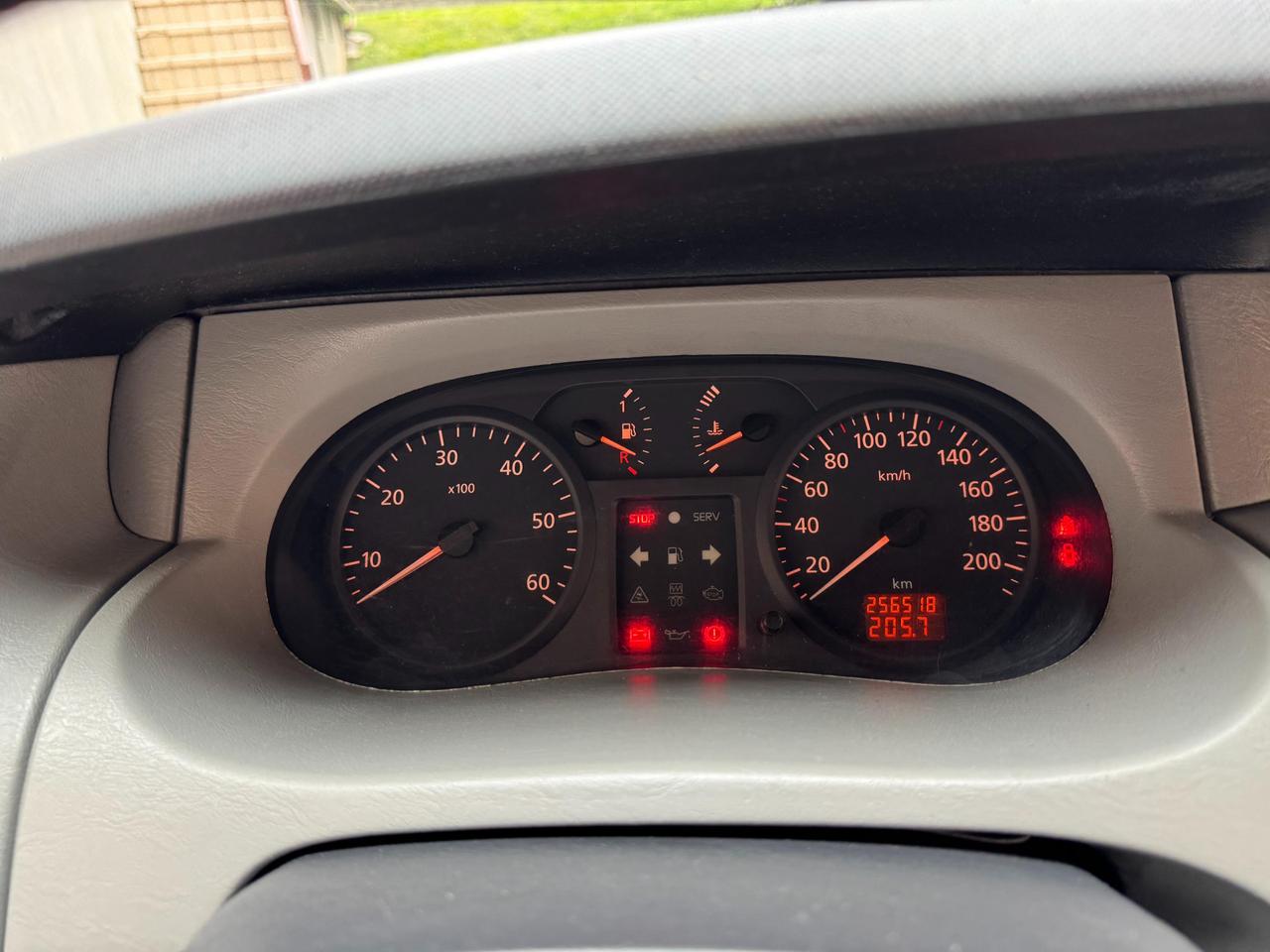 NISSAN Primastar V29 2.5 dci 140 L1H1 IVA COMPRESA