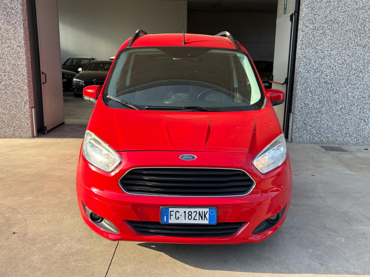 Ford Tourneo Courier 1.5 TDCI 75 CV Titanium