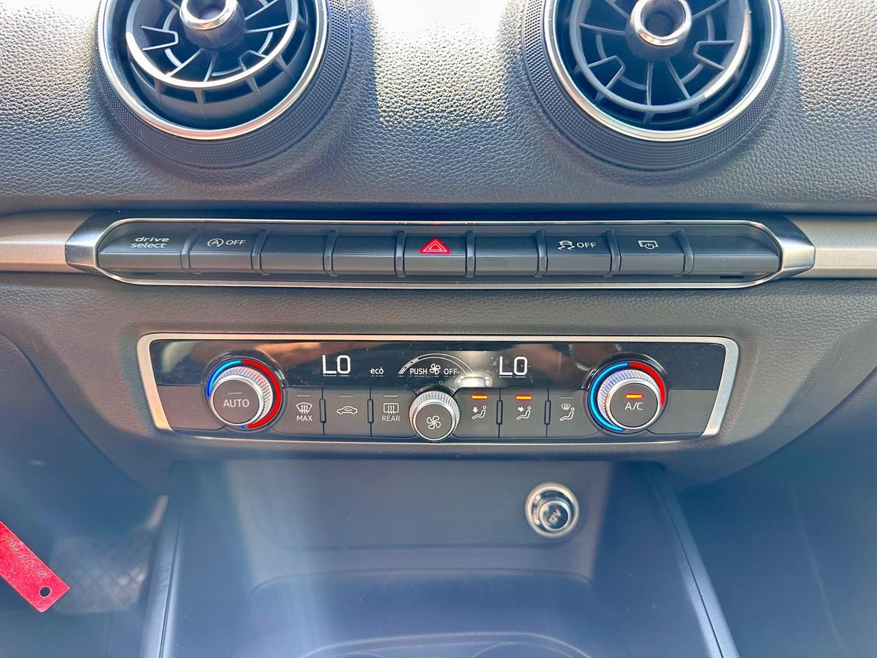 Audi A3 Admired S tronic-2019-VIRTUAL-MATRIX/18”