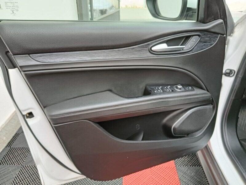 Alfa Romeo Stelvio Stelvio 2.2 Turbodiesel 160 CV AT8 RWD Business