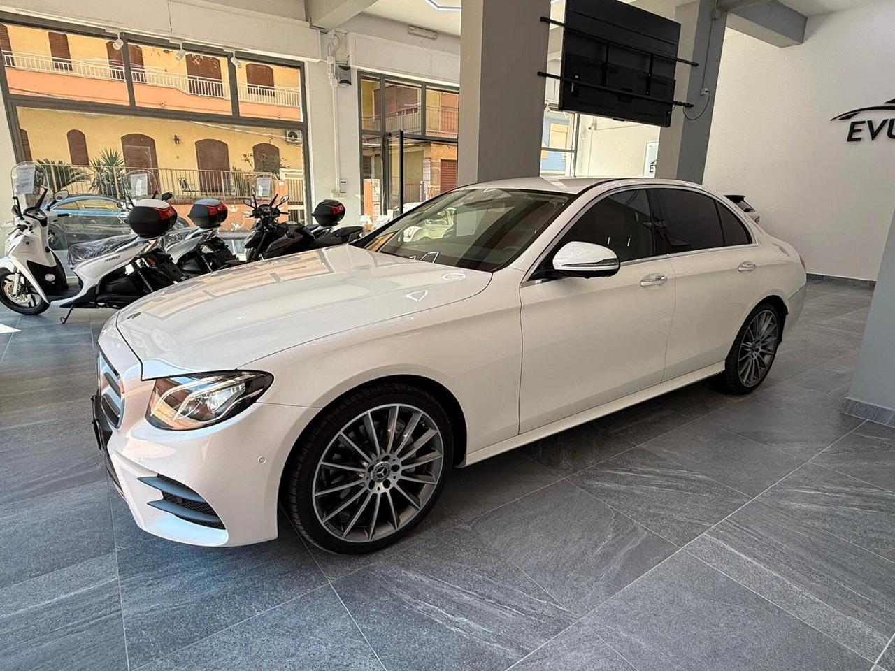 Mercedes-benz E 220 d Auto Premium Plus
