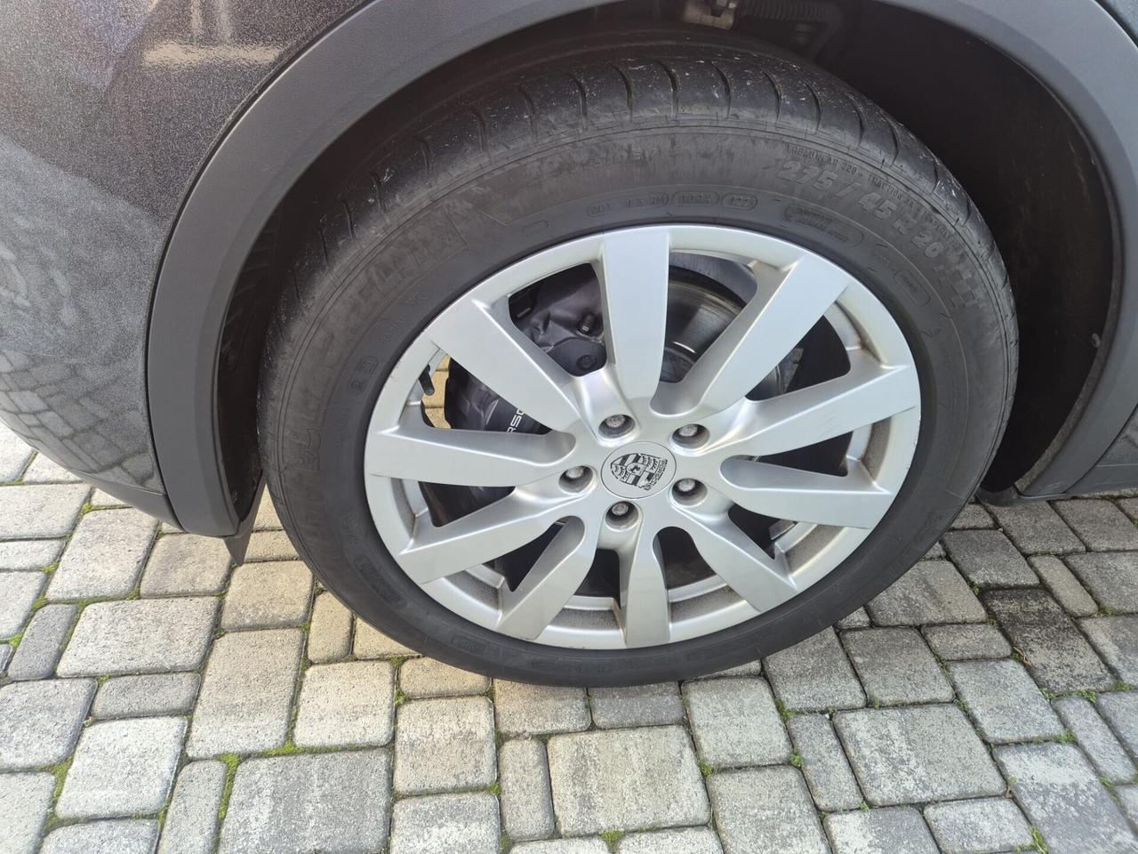 PORSCHE CAYENNE 3.0 V6 tdi tiptronic