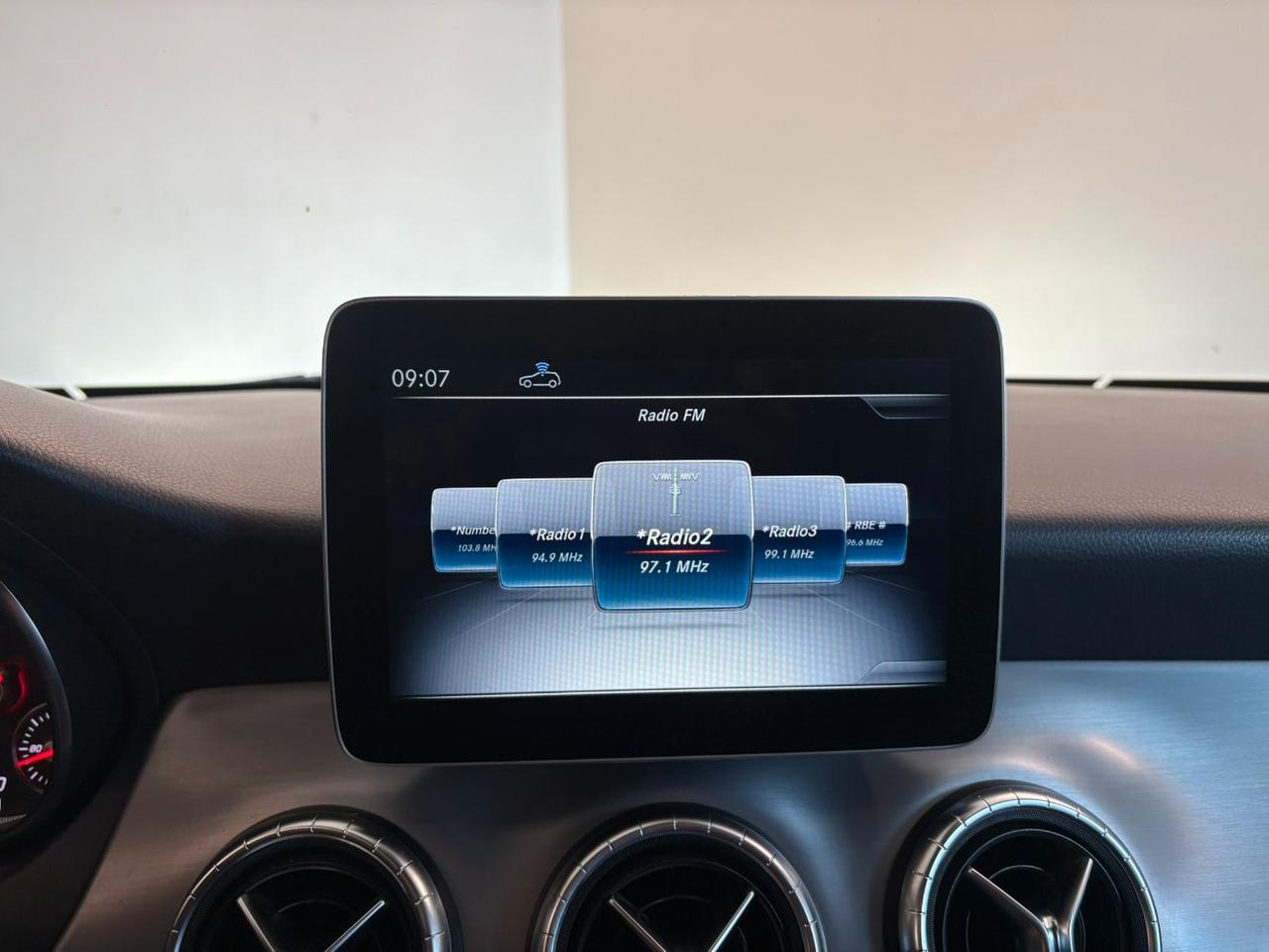 Mercedes-Benz CLA 200 d Shooting Brake Premium S.W.