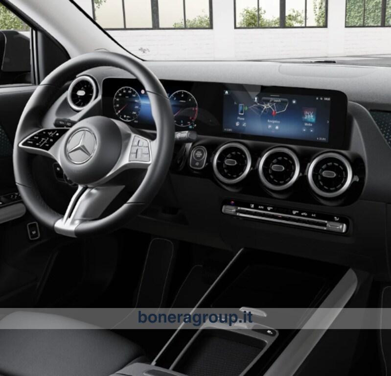 Mercedes GLA 180 180 D Progressive Advanced 8G-DCT