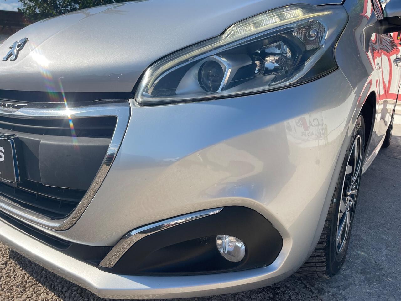 Peugeot 208 GPL “MOTORE SOSTITUITO 100.000KM”