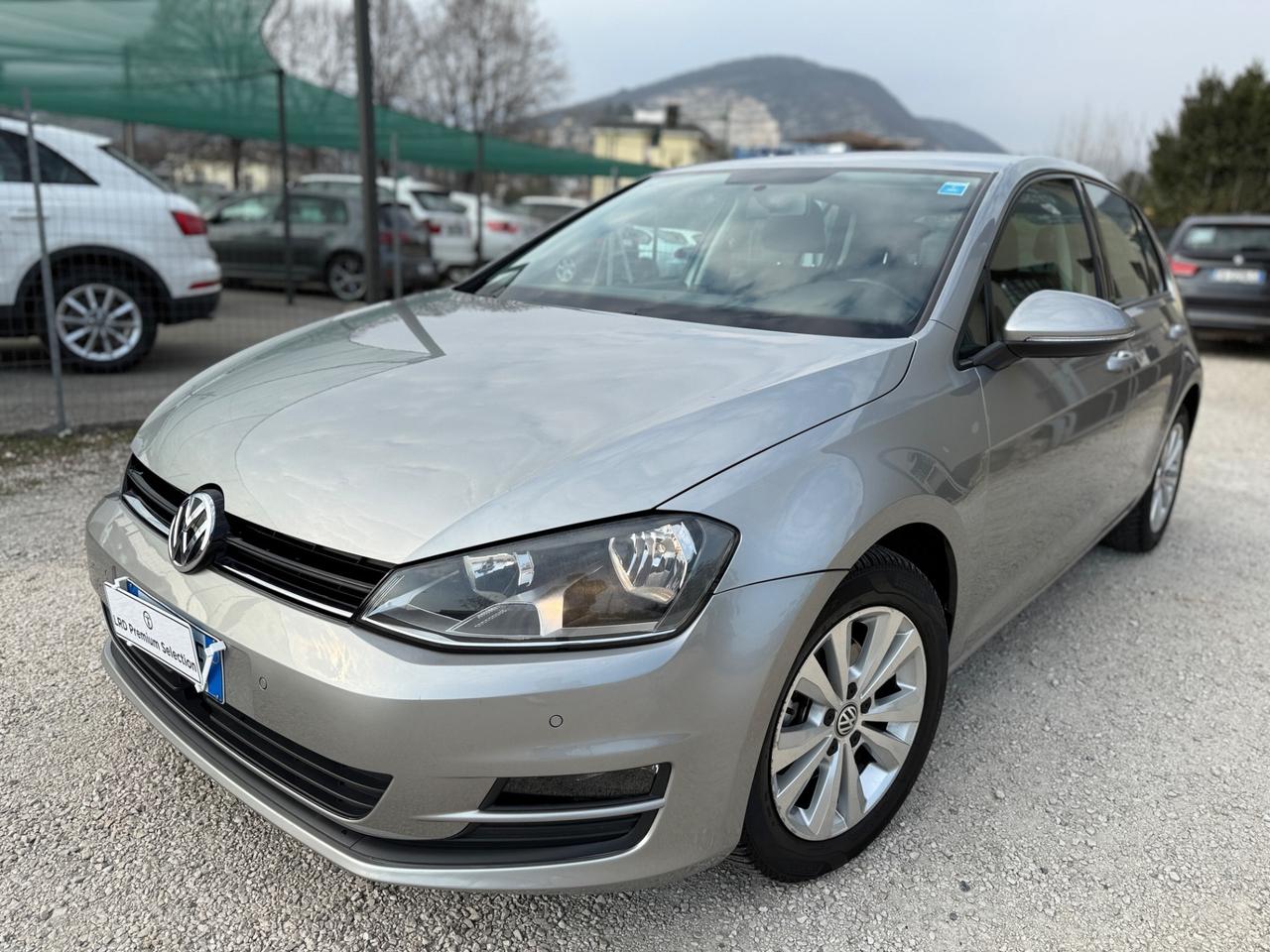 Volkswagen Golf 5p 1.6 tdi Highline BlueMotion dsg