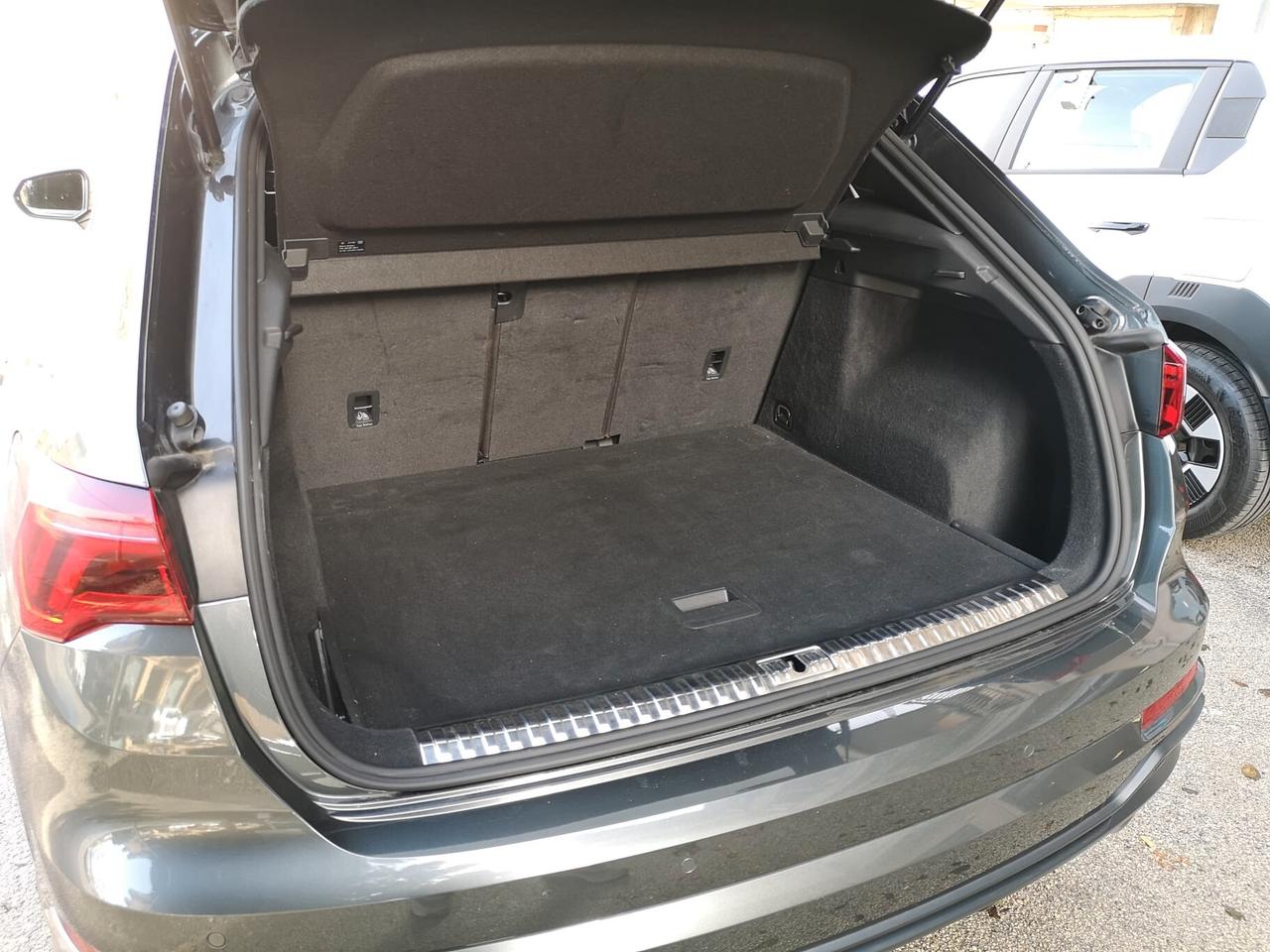 AUDI Q3 35 2.0 TDI 150 CV S-line 2020 KmCert.