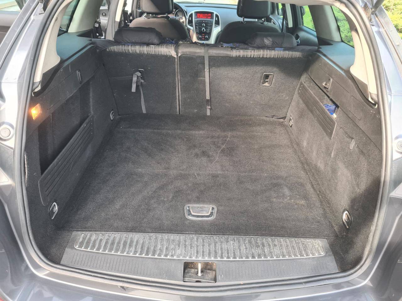 Opel Astra 1.7 CDTI 110CV Sports Tourer Cosmo