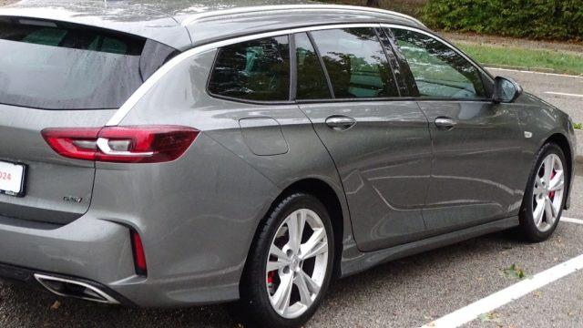 OPEL Insignia 2.0 BiTurbo 210cv CDTI S&S 4X4 autom. Sports GSi..