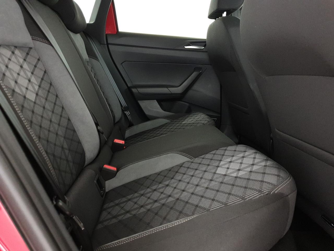 Volkswagen Taigo 1.5 tsi r-line 150cv dsg