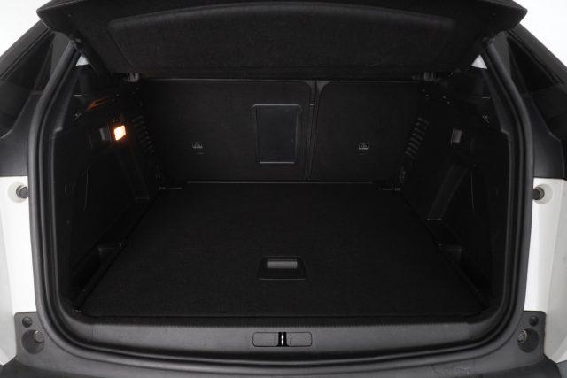 PEUGEOT 3008 3008 BlueHDi 130 EAT8 S&S Crossway