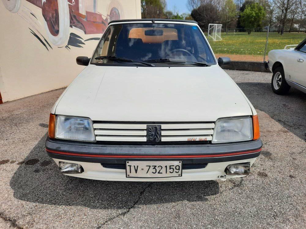 Peugeot 205 1.6 Cabriolet CTI da 115 CV del 1988