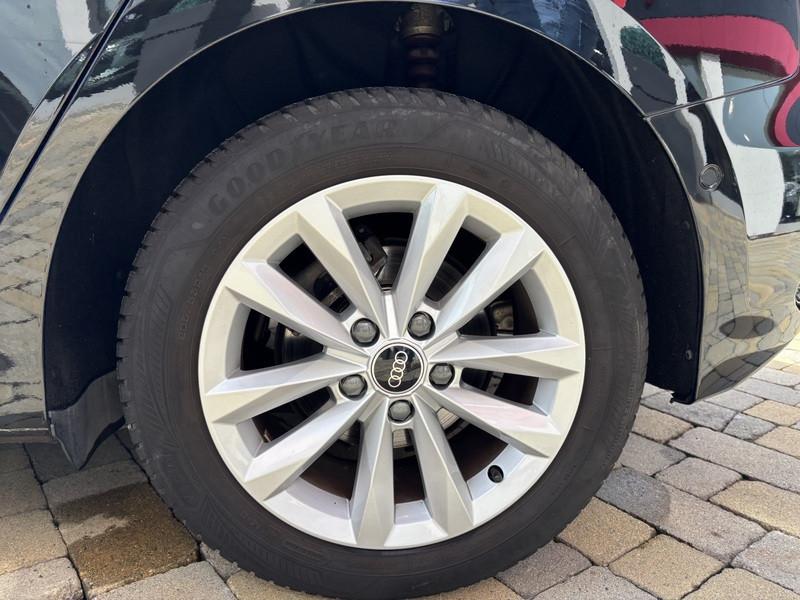 Audi A3 Sportback 30 1.0 tfsi Business LED-NAVI-PELLE