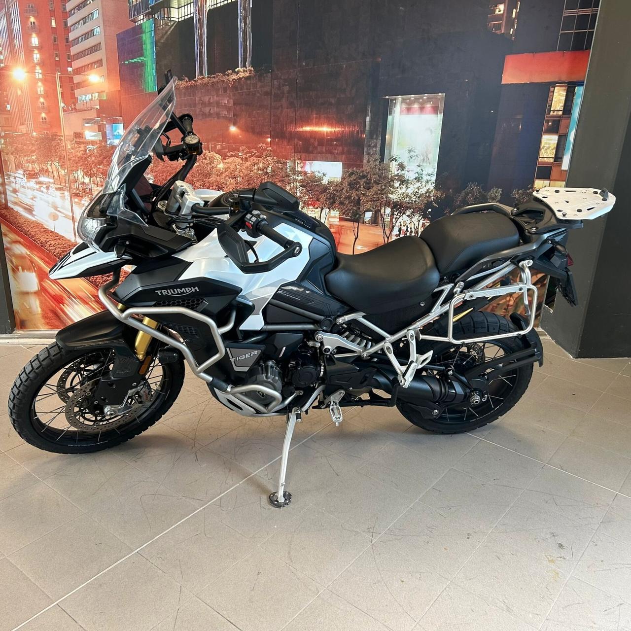 Triumph Tiger Explorer