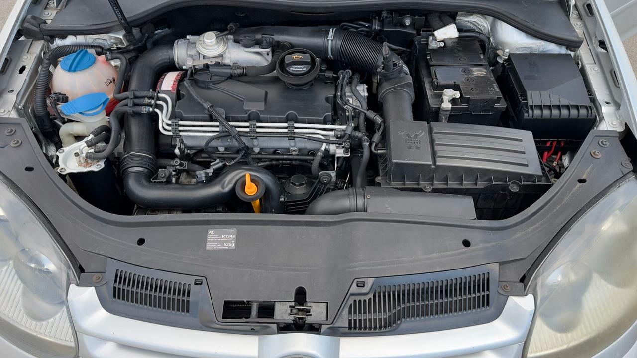 Volkswagen Golf 1.9 TDI 5p