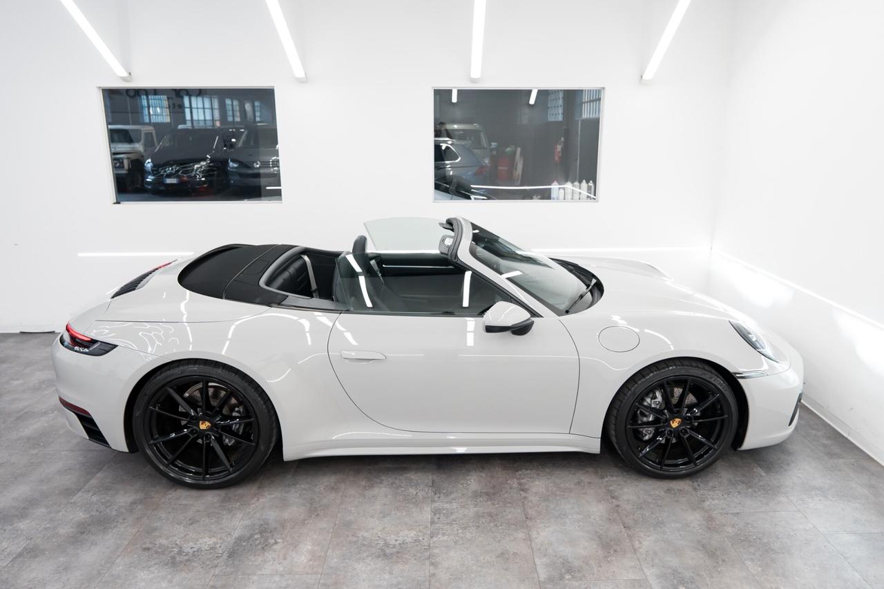 Porsche 911 Carrera Cabriolet GESSO