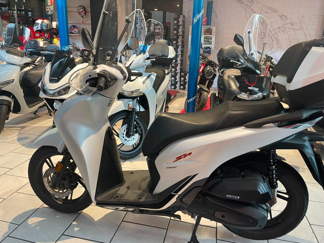 Honda SH 150 SPORTY