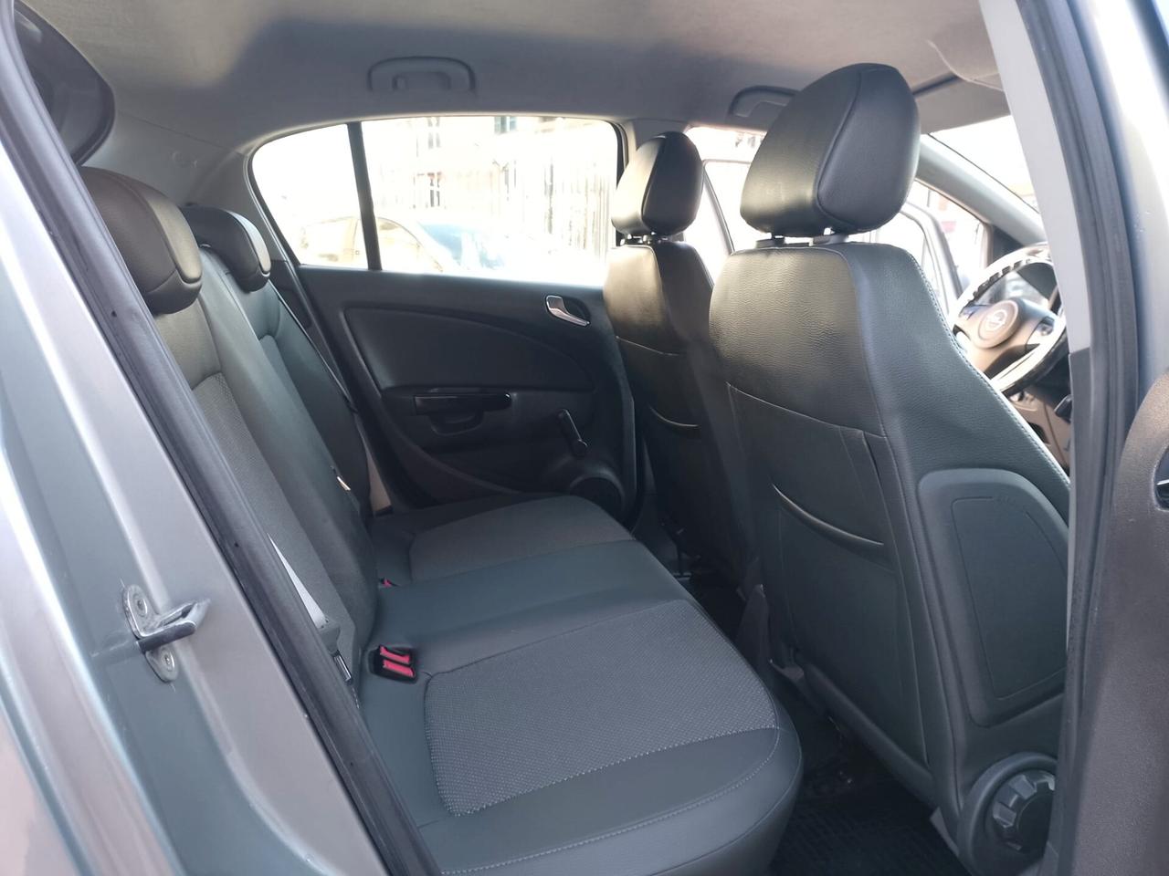 Opel Corsa 1,2 Benzina 5Porte Cosmo