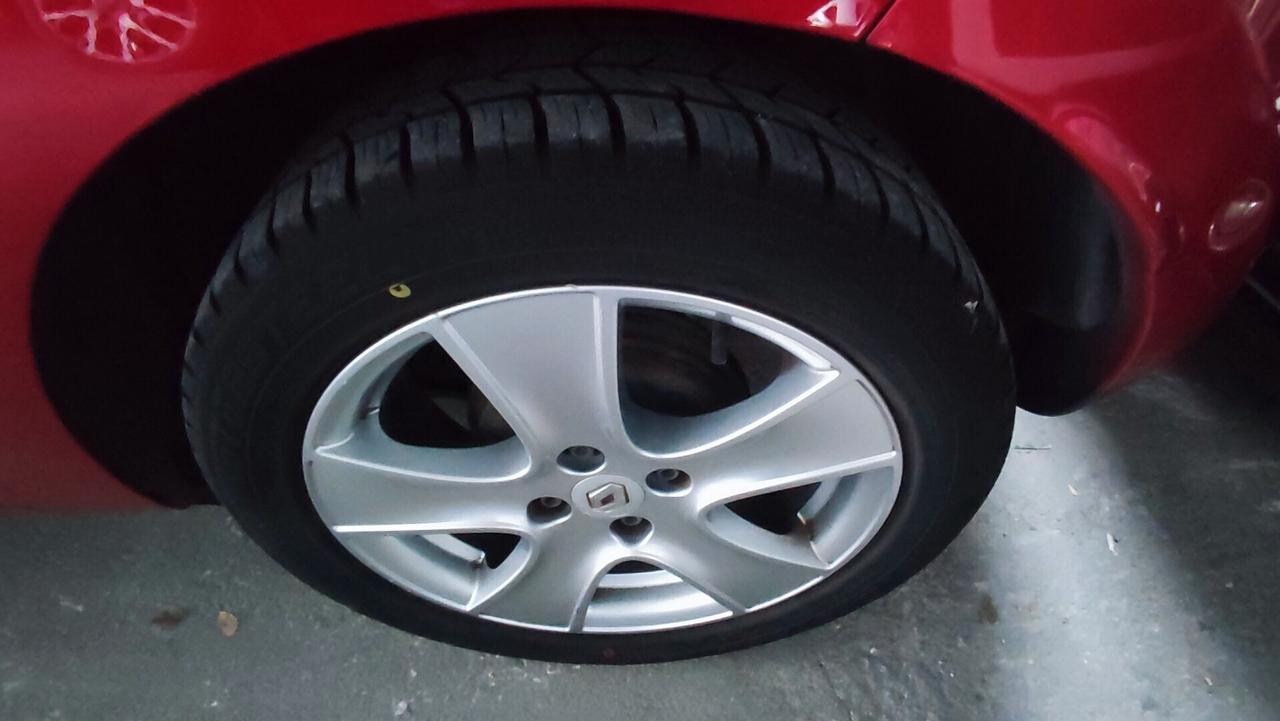 Renault Clio 1.5 dCi 8V 75CV 5 porte Wave