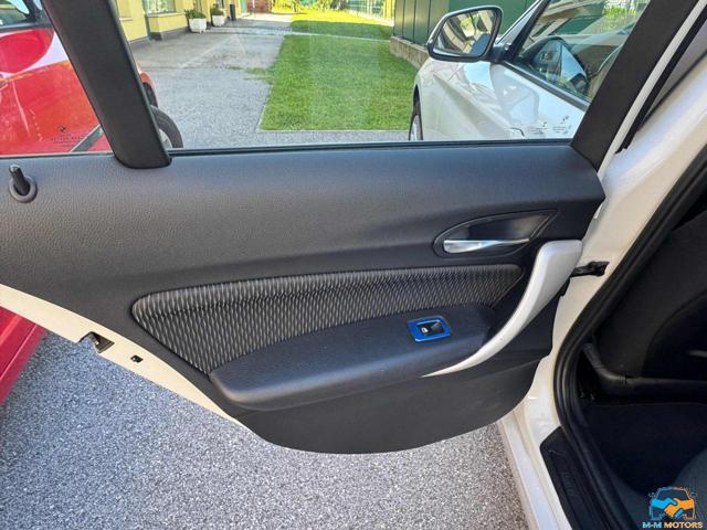 BMW 118 d xDrive 5p. Sport