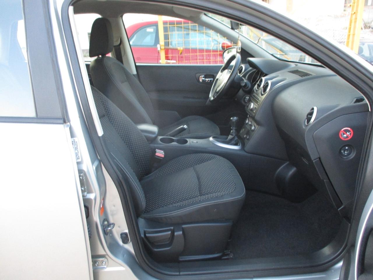 Nissan Qashqai 2.0 dCi DPF Tekna 2008