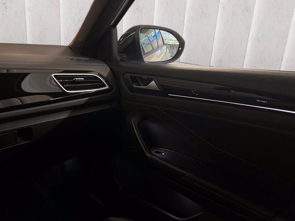 VOLKSWAGEN T-Roc 1.5 tsi R-Line dsg del 2024