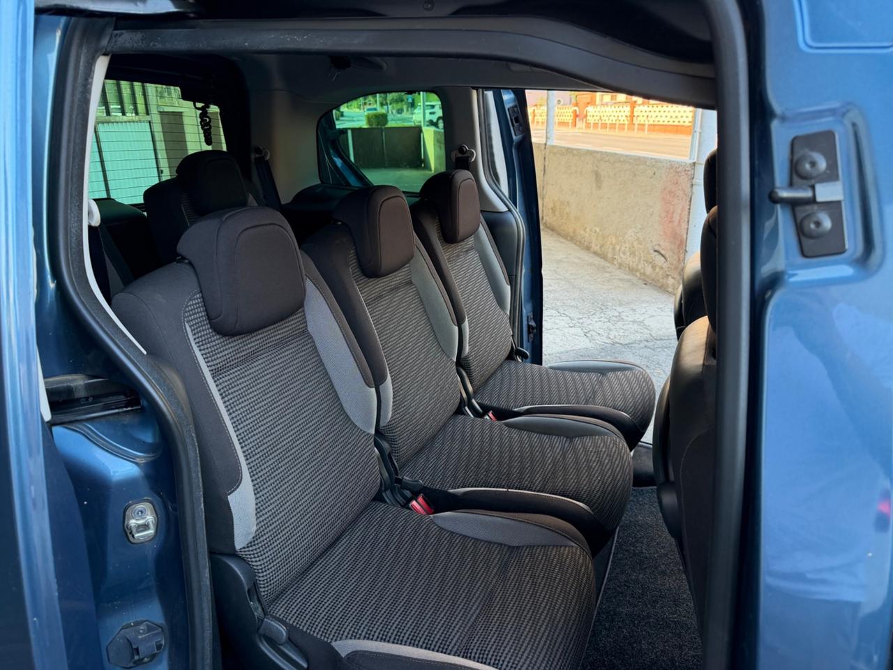 Peugeot Partner Tepee 1.6 HDI 110 CV 7 POSTI