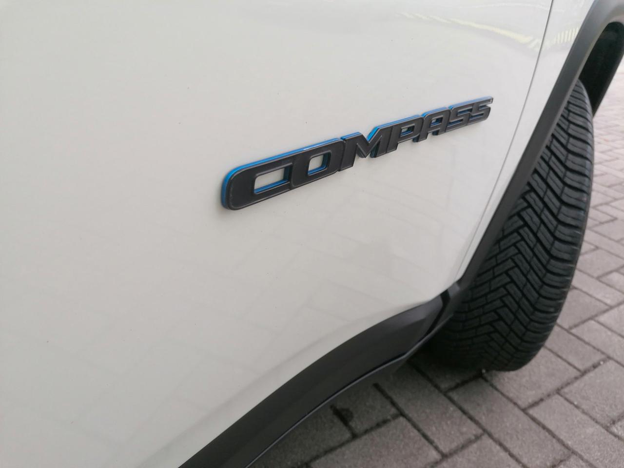 Jeep Compass 1.3 turbo t4 phev Trailhawk 4xe auto