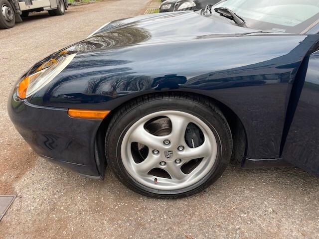 Porsche 911 Carrera cat Coupé