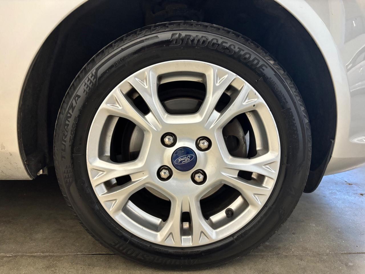 Ford Fiesta 1.4 B/GPL 2027 OK NEOPATENTATI