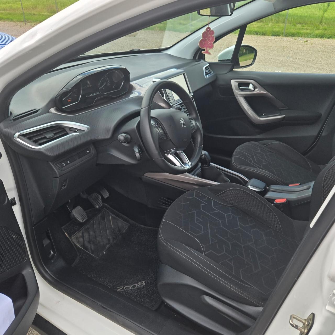 Peugeot 2008 1.2 VTi 82CV Access