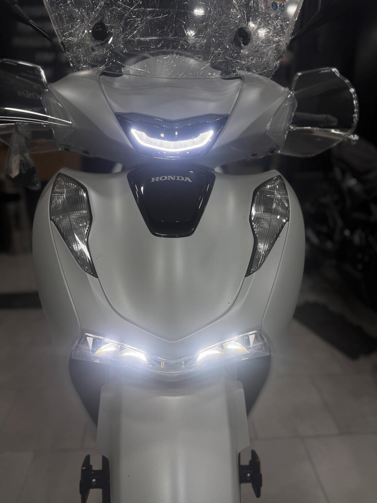 Honda SH 125 NUOVO PRONTA CONSEGNA