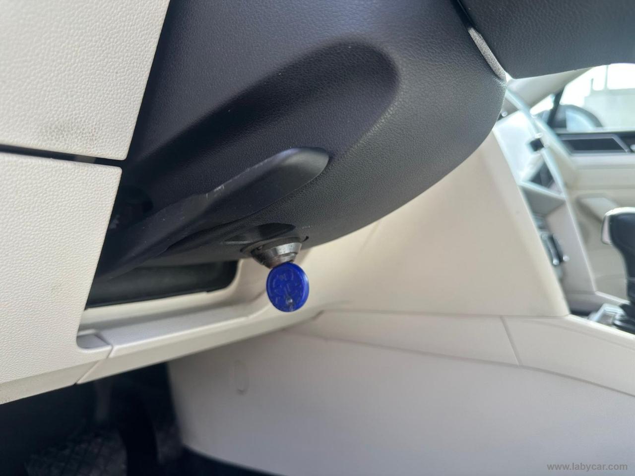 VOLKSWAGEN Passat Variant 2.0 TDI DSG Business BMT