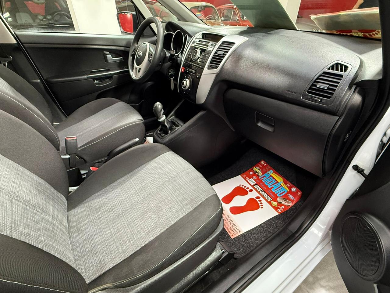 Kia Venga 1.4 90cv CVVT Cool - 2013