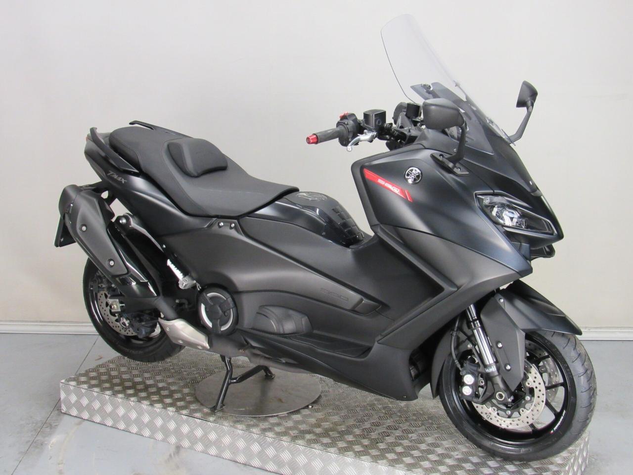 Yamaha TMAX 560 ABS