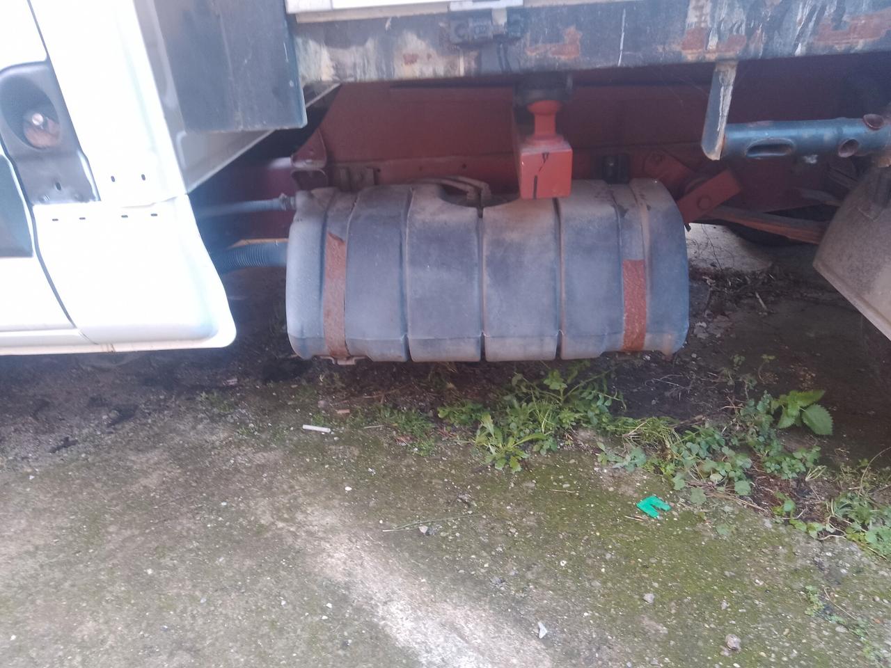 IVECO DAILY 35C11A DEL 2002 CON 140.000 KM