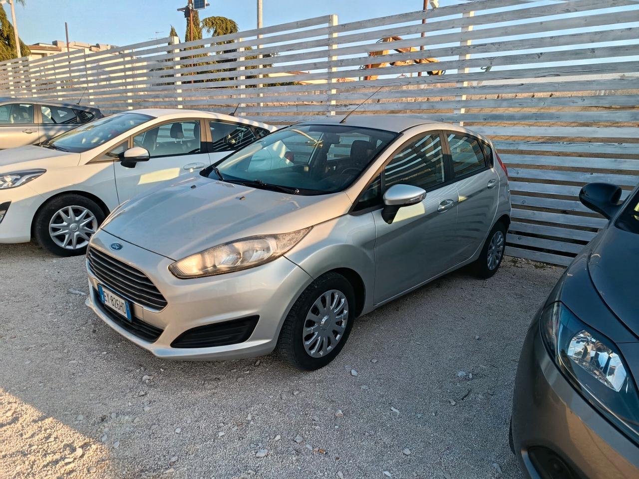 Ford Fiesta 1.4 5 porte Bz.- GPL Business MOTORE NUOVO ZERO KM