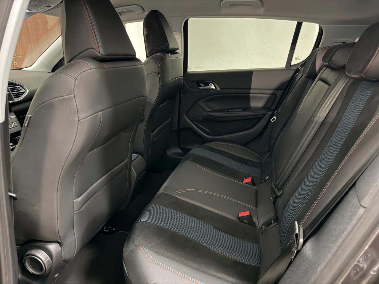 Peugeot 308 2019 BlueHDi 130 S&S EAT8 Tech Edition