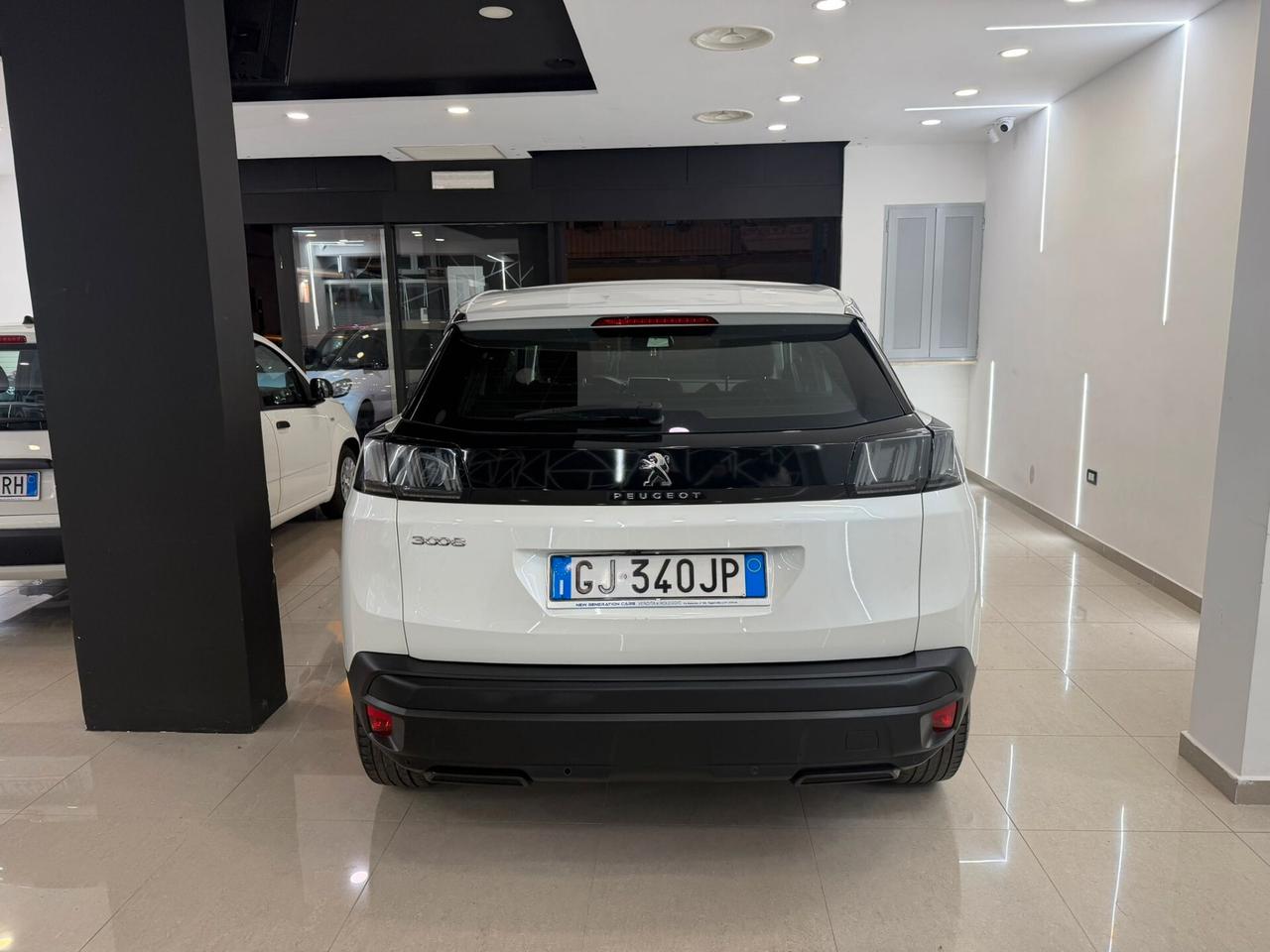 Peugeot 3008 BlueHDi 130 S&S EAT8 Allure