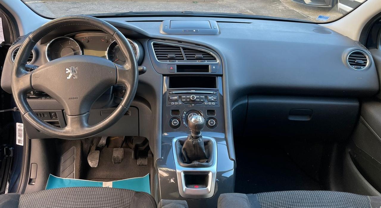 PEUGEOT 5008 1.6 HDI 112cv ACTIVE